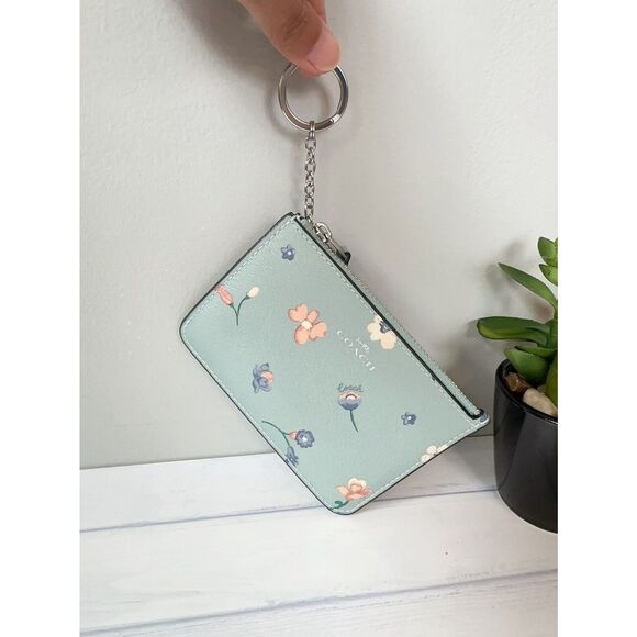 NWT Coach CI672G Key Pouch With Mystical Floral Print - Picture 2 of 6
